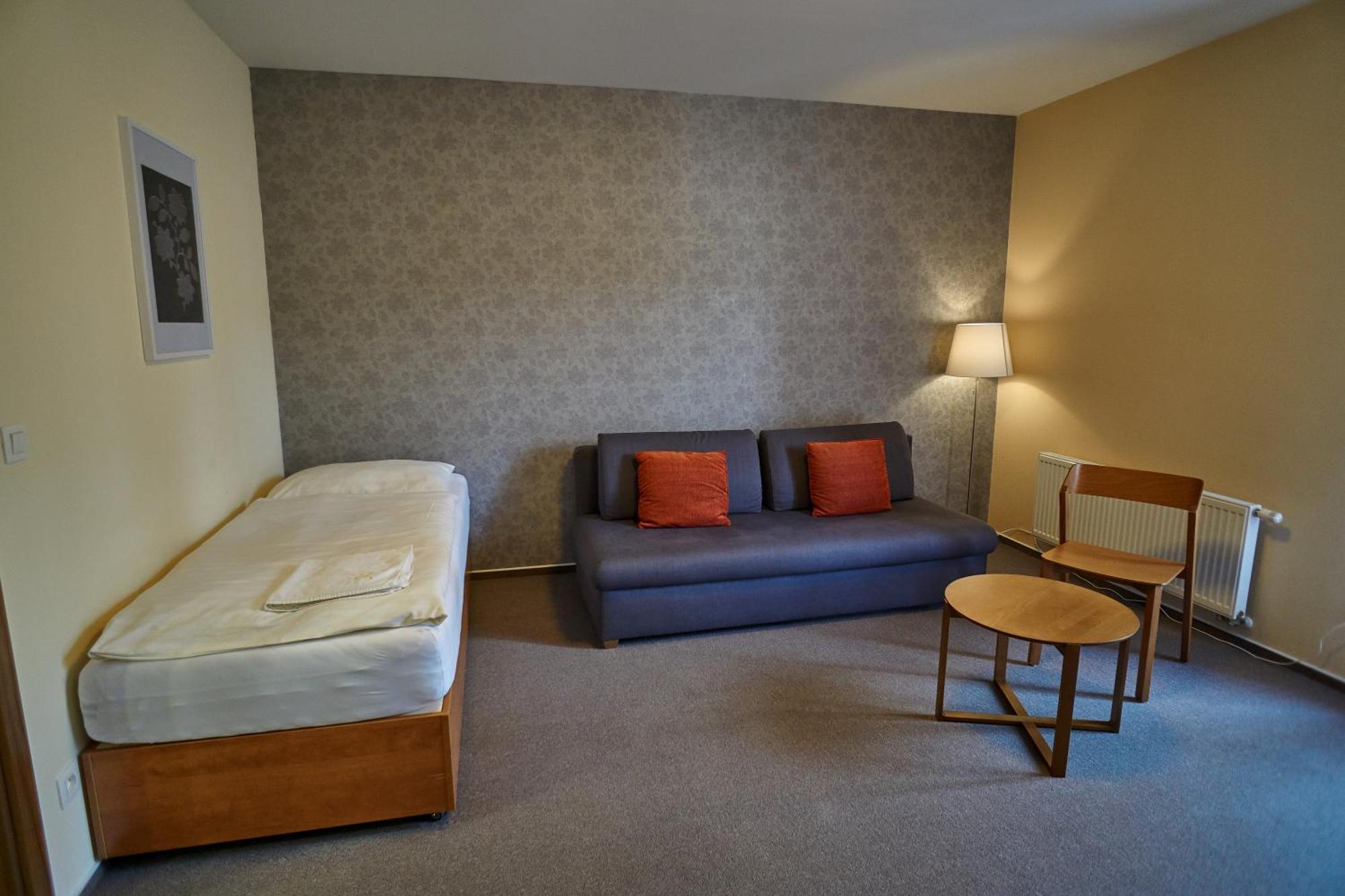 Hotel Toc Lipová-lázně Esterno foto